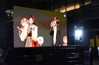 「Japan Expo2019」中継の模様。左から高橋洋子、緒方恵美。