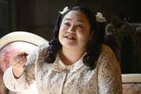 ゆいP演じる天空不動産の会長令嬢・速水薫子。