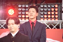 駿河太郎（奥）