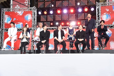 ドラマ「べしゃり暮らし」記者会見の様子。