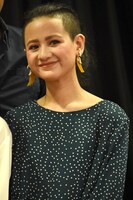 三女のシャリファ・アリシャ。