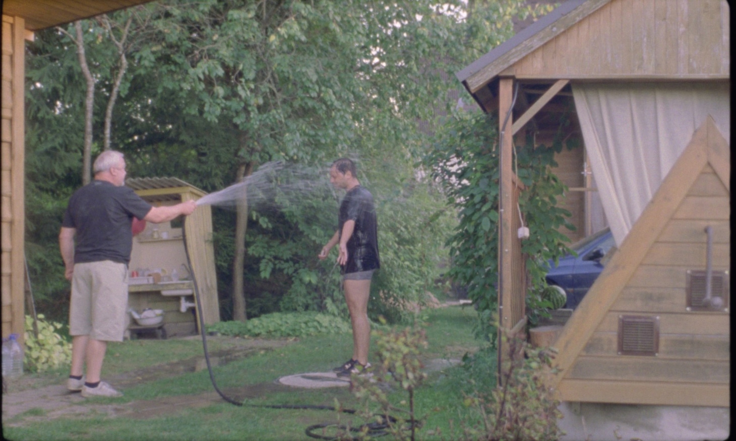 「Community Gardens（英題）」