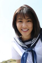 竹内愛紗ファースト写真集「愛紗」表紙