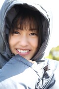 竹内愛紗ファースト写真集「愛紗」より。