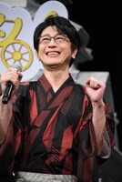 ハイテンションな及川光博。