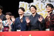左から高畑充希、星野源、高橋一生、及川光博。
