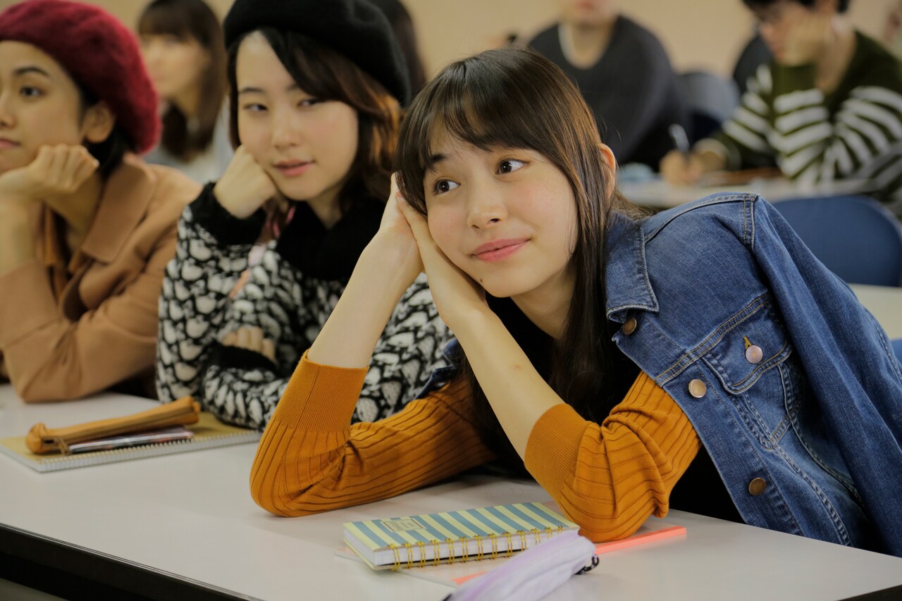 ヒロインの井桁弘恵は“華がある子”、「イソップの思うツボ」新カット到着