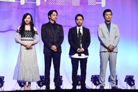 左から森田望智、満島真之介、山田孝之、玉山鉄二。