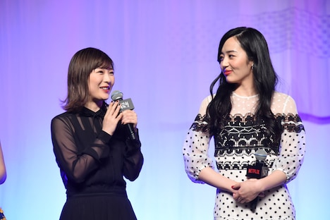 左から伊藤沙莉、森田望智。