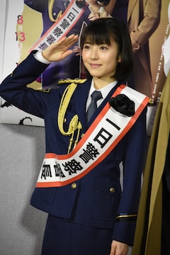 ピュア 腹黒アイドル演じた浜辺美波 共通点はございません 写真23枚 映画ナタリー