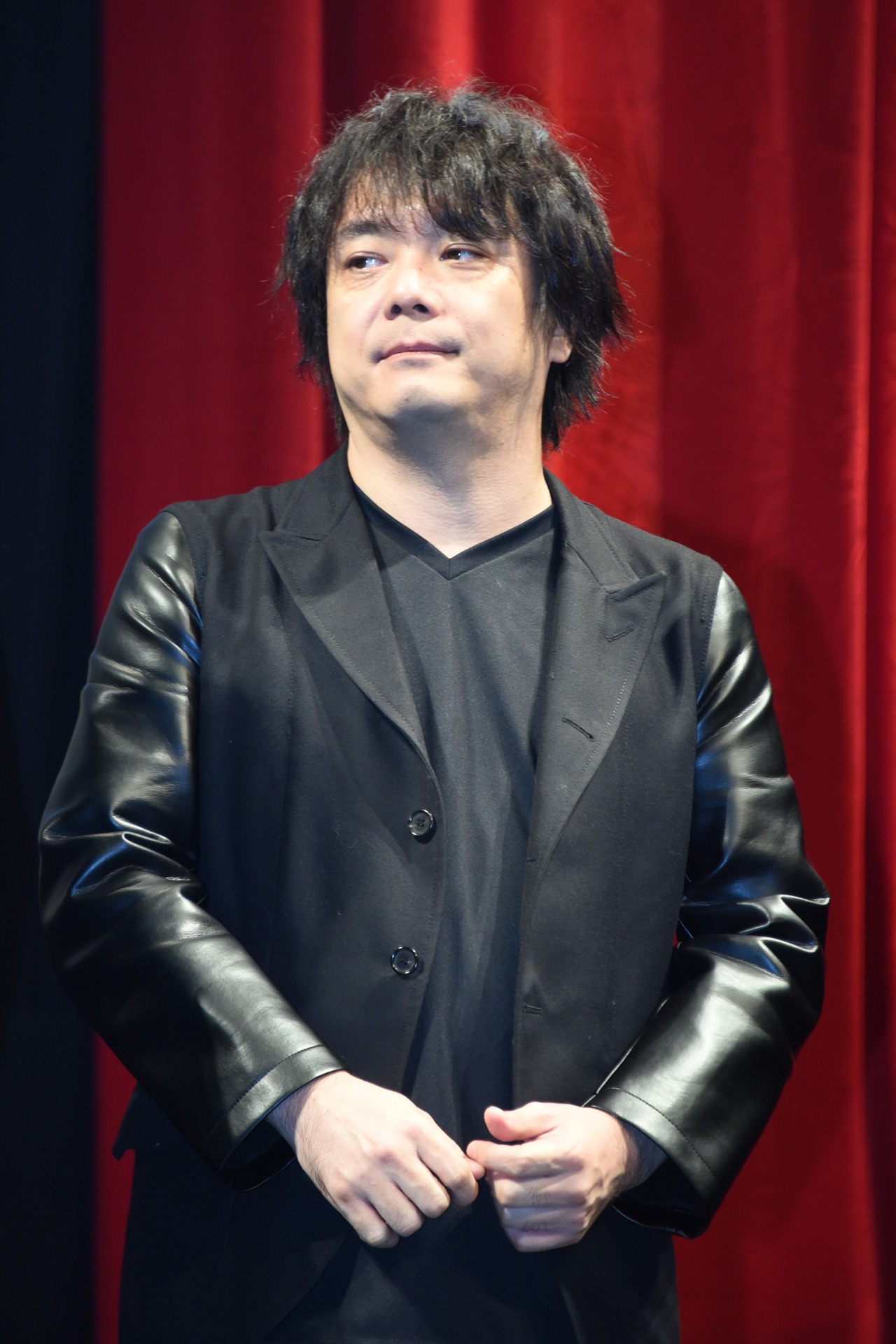 日野晃博