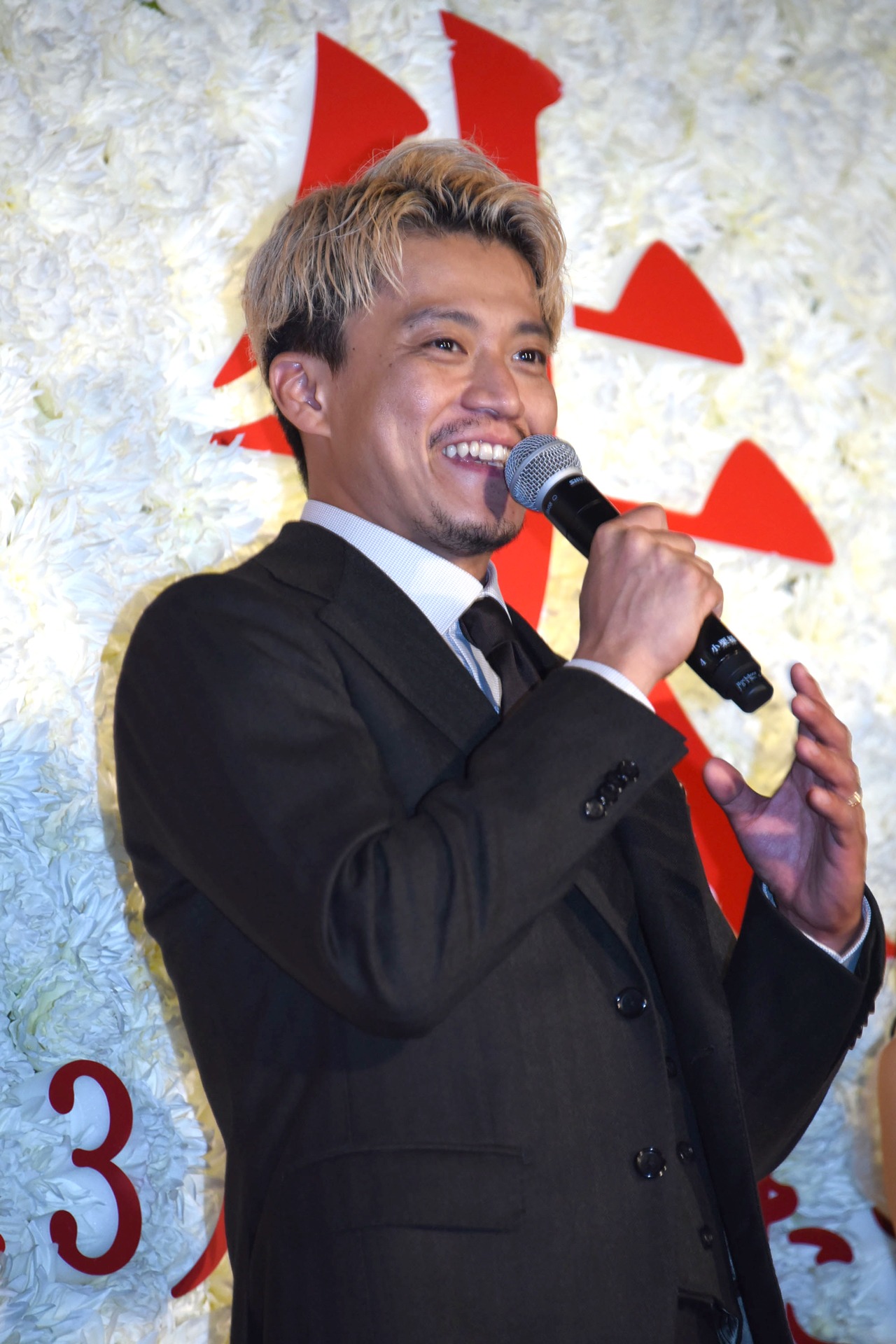 小栗旬