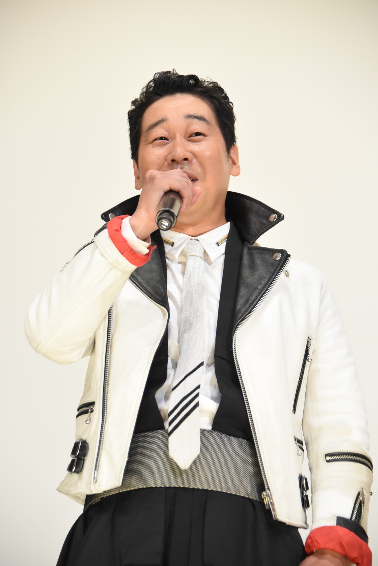 前野朋哉