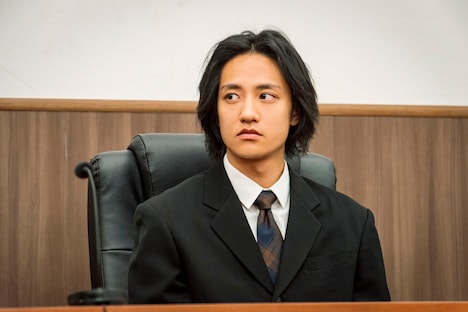 「his」より、藤原季節演じる日比野渚。