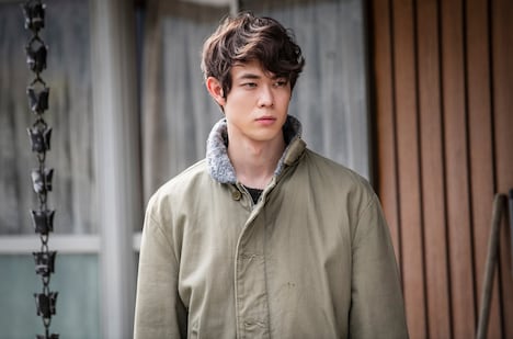 「his」より、宮沢氷魚演じる井川迅。