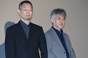 左から八木竜一、花房真。