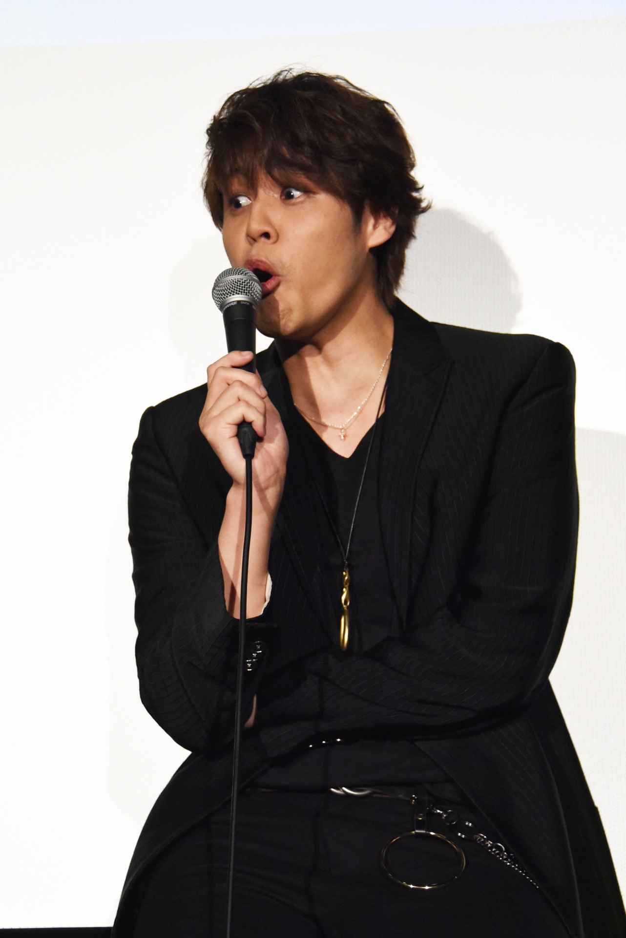 「おしゃべりモンスター」の称号に驚く宮野真守。