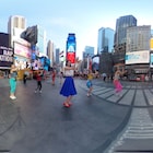 「ダンスウィズミー」三吉彩花のダンスがVRに、特別映像がVROOMで独占配信