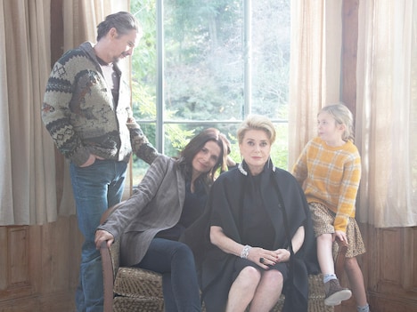 「真実」 (c)2019 3B-分福-MI MOVIES-FRANCE 3 CINEMA