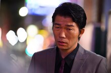 「名もなき復讐者 ZEGEN」より、高橋努演じる東野篤。