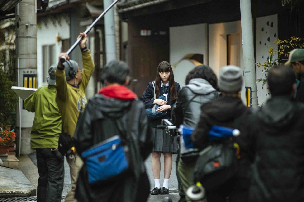 モトーラ世理奈×諏訪敦彦「風の電話」のクラウドファンディング実施中