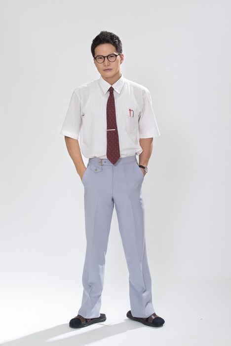 市原隼人演じる甘利田幸男。