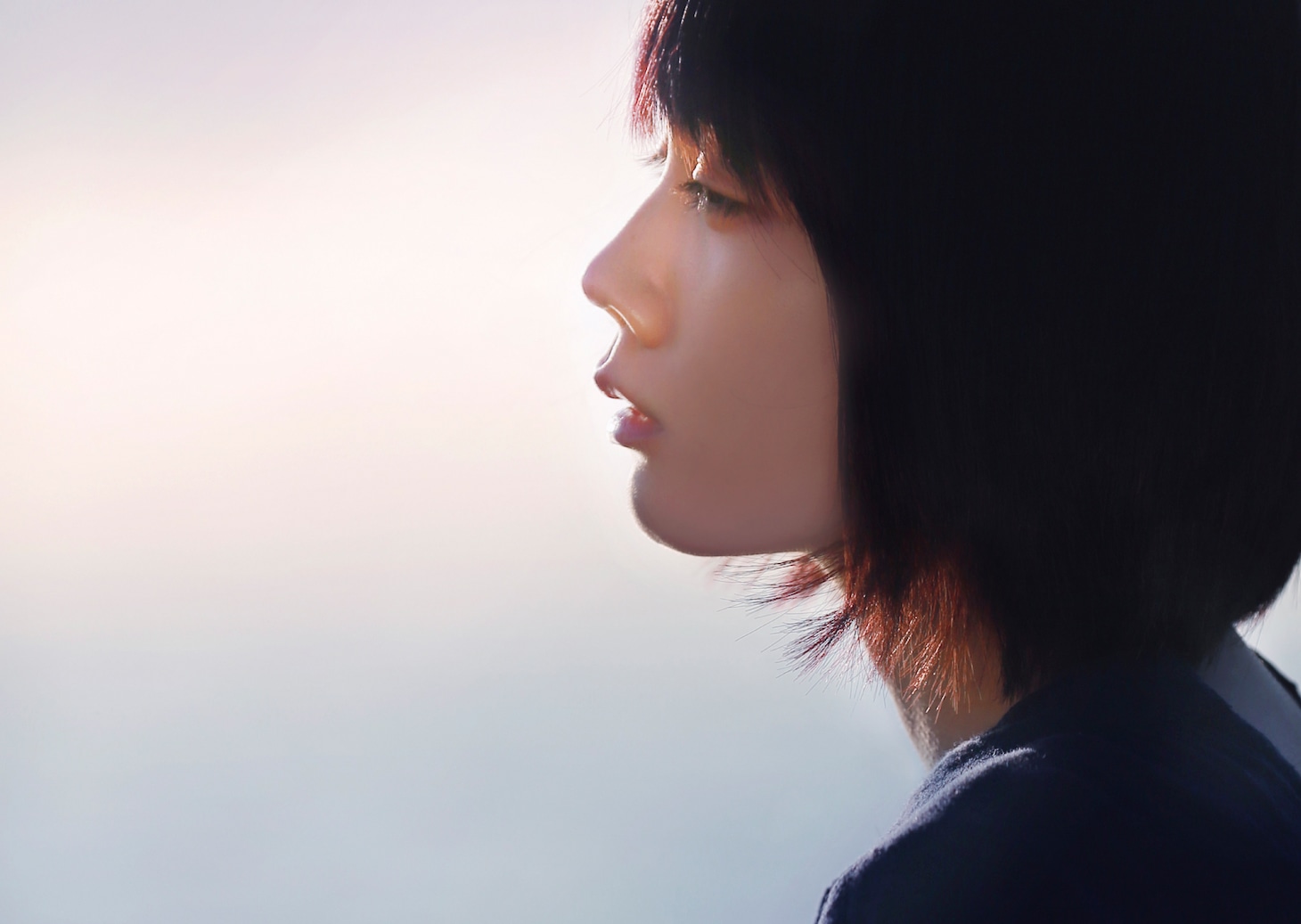 「わたしは光をにぎっている」メインカット