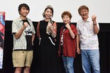 劇場版「ONE PIECE STAMPEDE」舞台挨拶の様子。左から大塚隆史、三石琴乃、田中真弓、千葉繁。