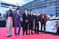 左から鈴木昂秀、神尾楓珠、前田公輝、川村壱馬、吉野北人、龍。