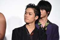 川村壱馬（手前）