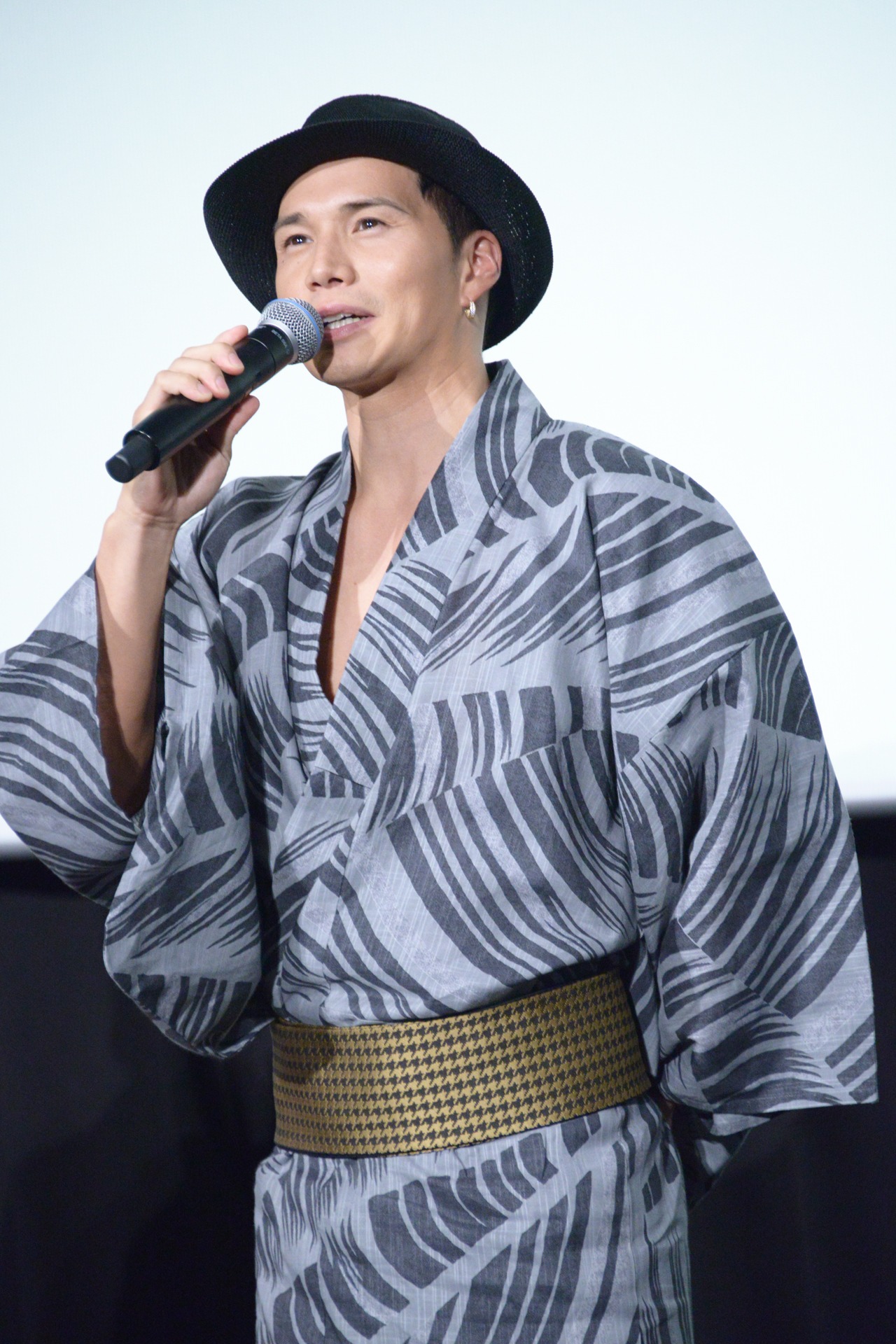 市原隼人