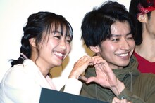 左から高田夏帆、武田航平。