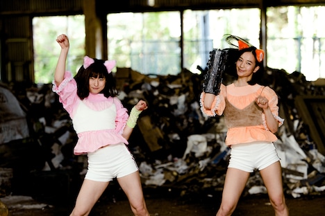 「爆裂魔神少女 バーストマシンガール」