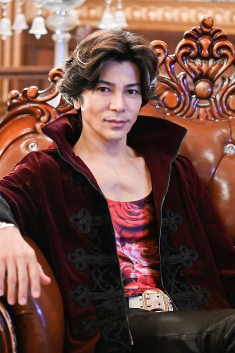 武田真治演じる美魔王藤原。