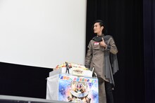 スタッフとして裏に控えていたことをアピールする渡邊圭祐。