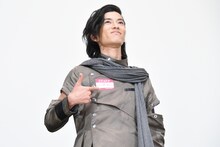 スタッフとして裏に控えていたことをアピールする渡邊圭祐。