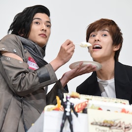 「仮面ライダージオウ」奥野壮が誕生日に本音語る、渡邊圭祐がサプライズで「祝え!」