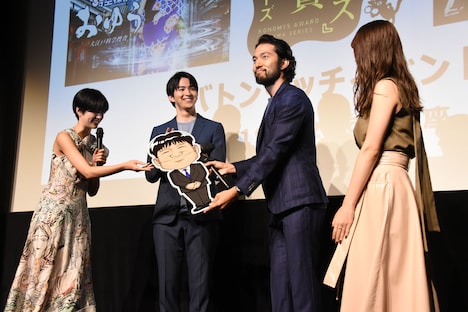 「このミス」大賞ドラマシリーズバトンタッチイベントの様子。