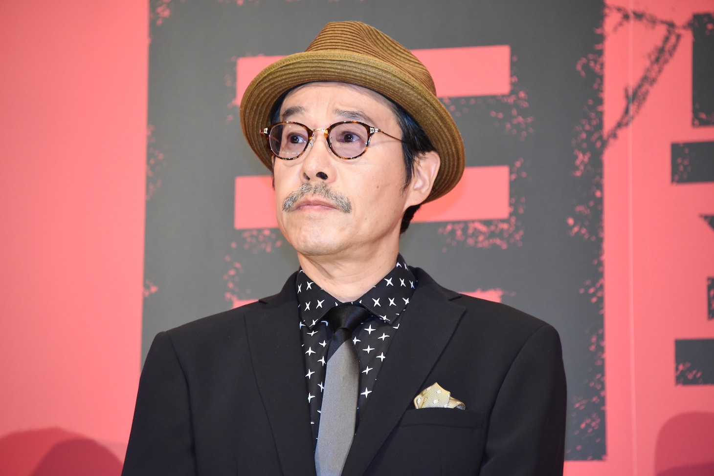 田口トモロヲ