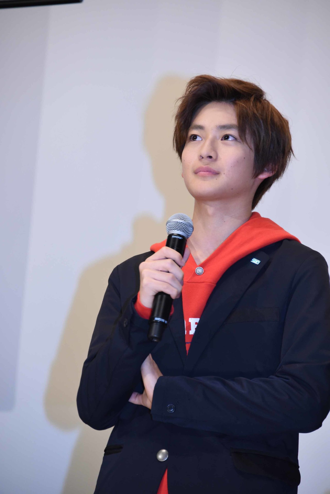 高橋文哉