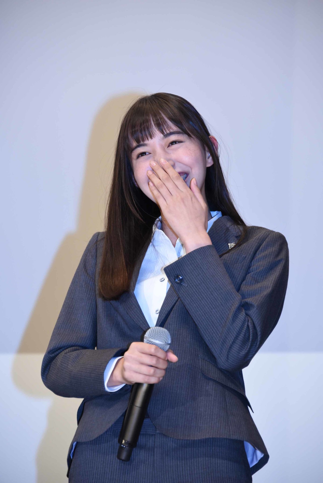 井桁弘恵