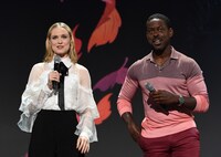 「D23 Expo 2019」の様子。左からエヴァン・レイチェル・ウッド、スターリング・K・ブラウン。