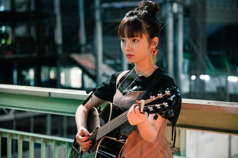 「転がるビー玉」