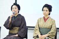 左から浅野温子、松本穂香。