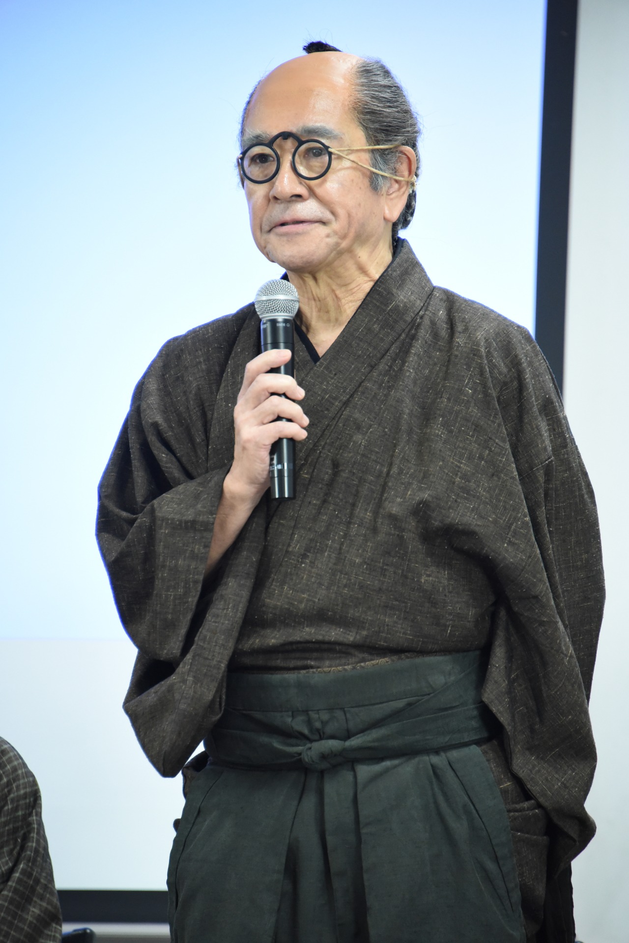 石坂浩二