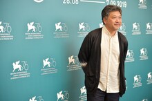 第76回ヴェネツィア国際映画祭「真実」フォトコールでの是枝裕和。(c)getty Images