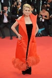 第76回ヴェネツィア国際映画祭レッドカーペットでのカトリーヌ・ドヌーヴ。(c)getty Images