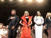第76回ヴェネツィア国際映画祭「真実」上映後の様子。(c)getty Images