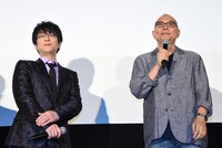 「引っ越し大名！」初日舞台挨拶の様子。