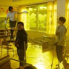 これが映画版クソムシの海!「惡の華」メイキング写真公開、玉城ティナは机上で笑う